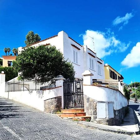 Brecchembe - Holiday Home In The Center Of Lacco Ameno Lacco Ameno  Екстер'єр фото