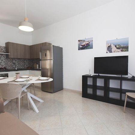 Brecchembe - Holiday Home In The Center Of Lacco Ameno Lacco Ameno  Екстер'єр фото
