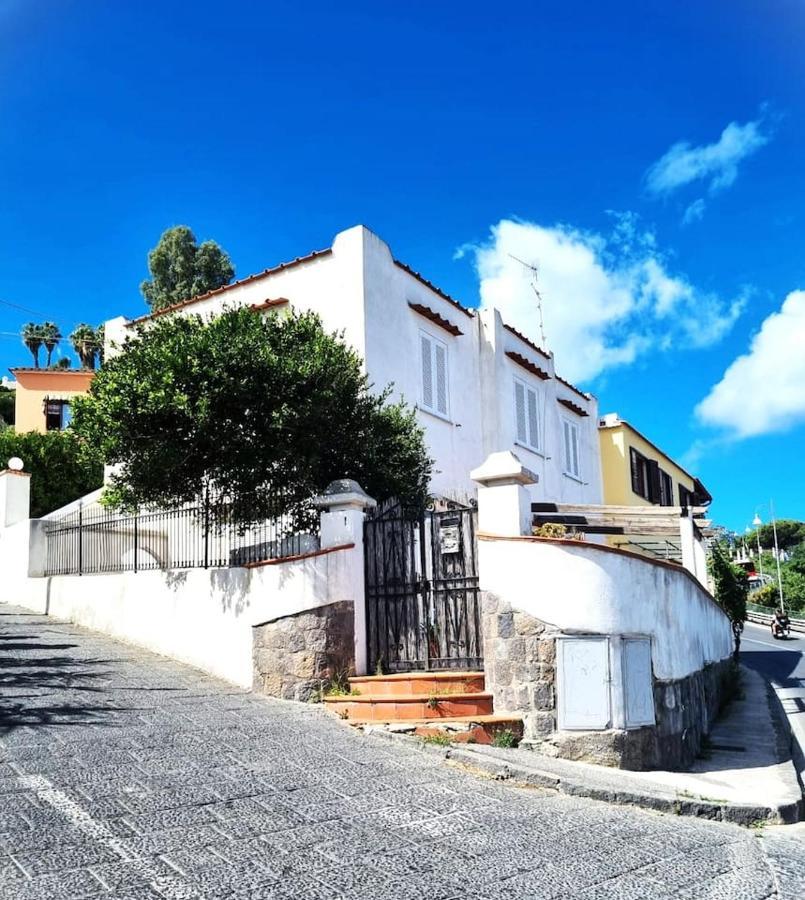 Brecchembe - Holiday Home In The Center Of Lacco Ameno Lacco Ameno  Екстер'єр фото