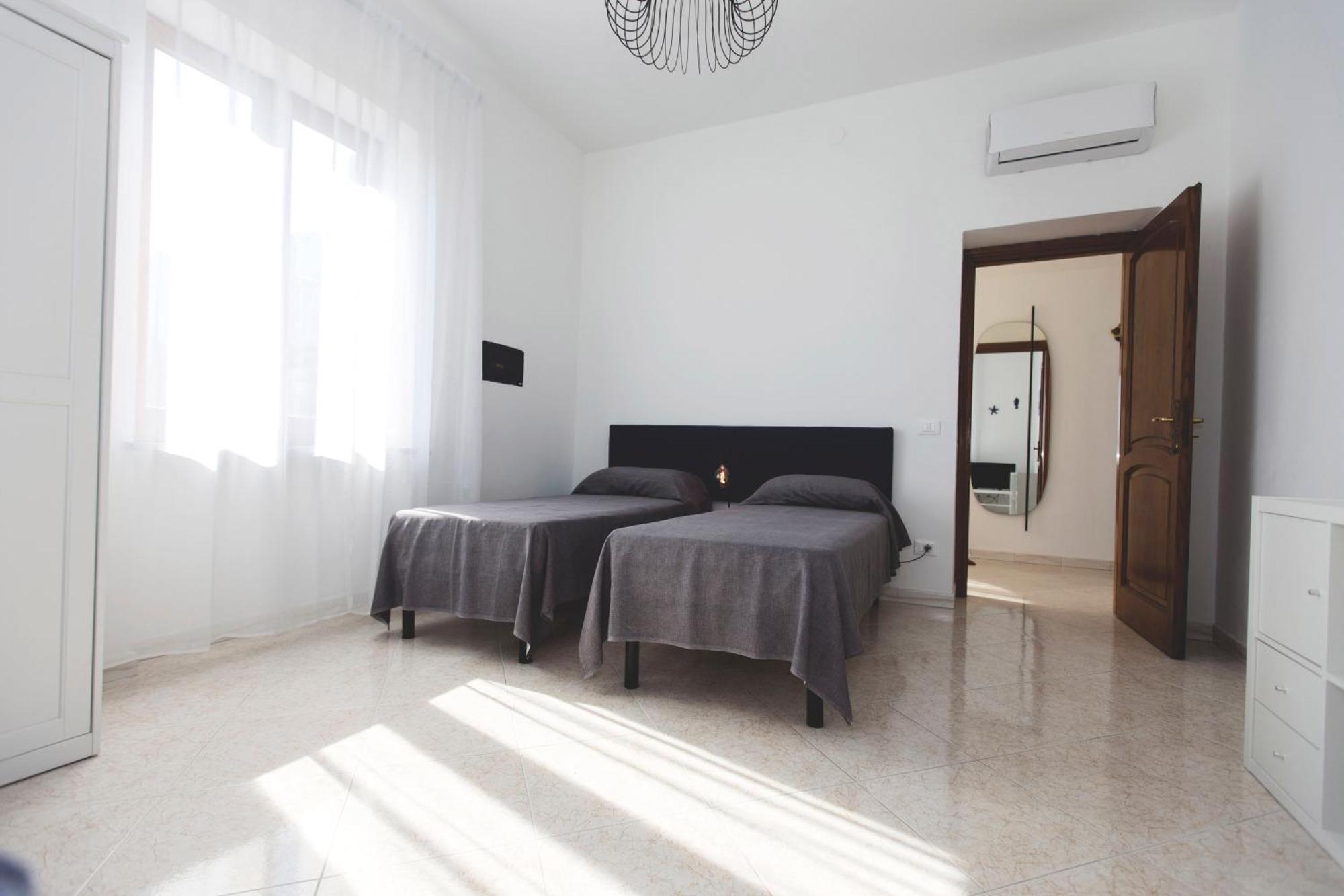 Brecchembe - Holiday Home In The Center Of Lacco Ameno Lacco Ameno  Екстер'єр фото